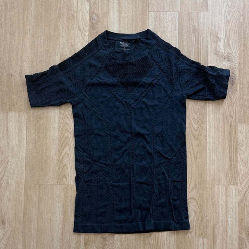 Athleta Dark Knit Short Sleeve Top